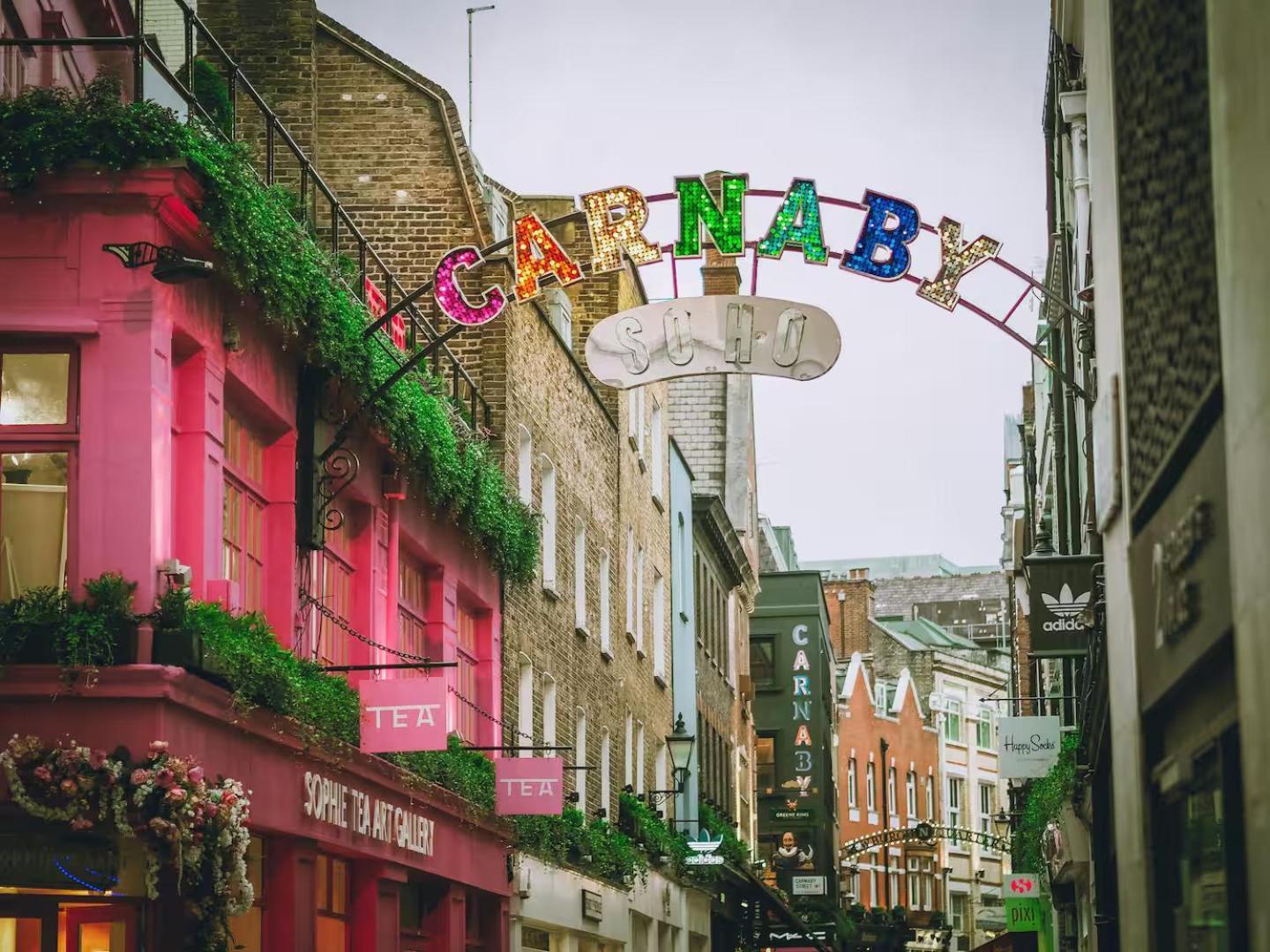 Shh! Oxford St Dream-Come-True Fam Design Hot Spot Лондон Экстерьер фото
